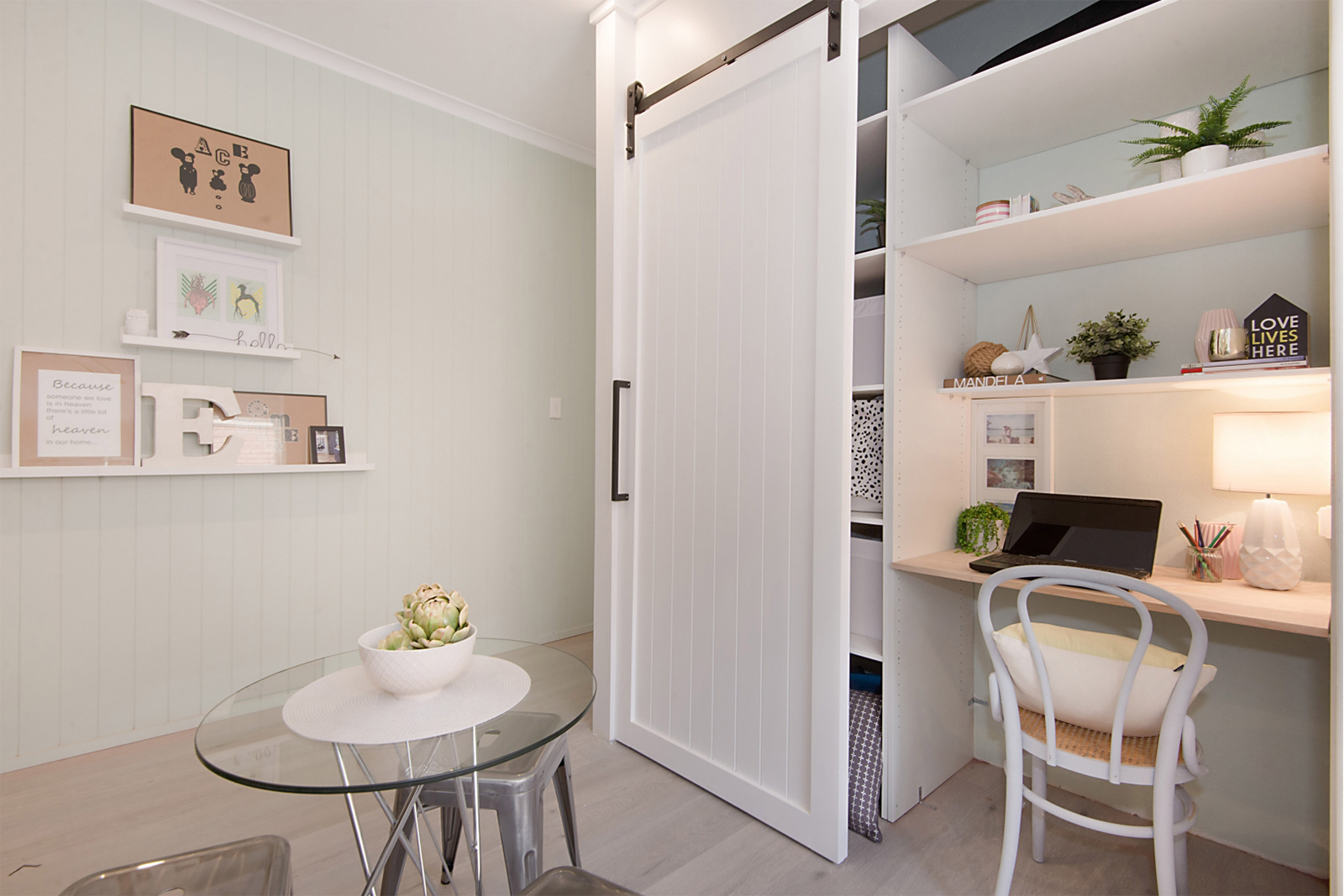 Cherie-Barber-study-styling-image-solo-1-for-Mortdale-Apartment-blog