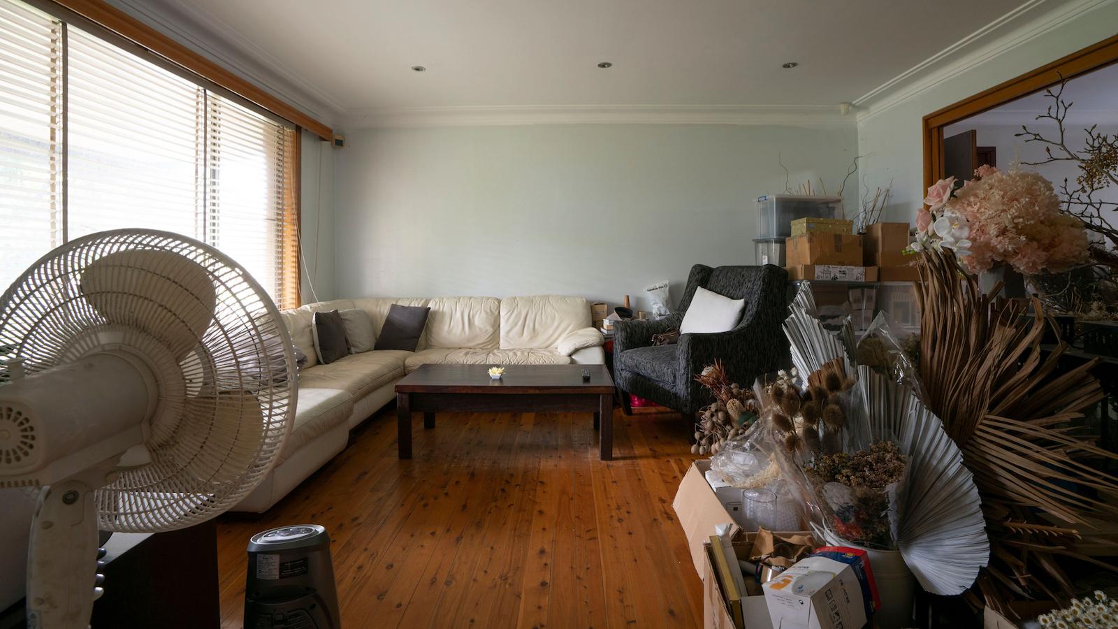 lounge room pre renovation